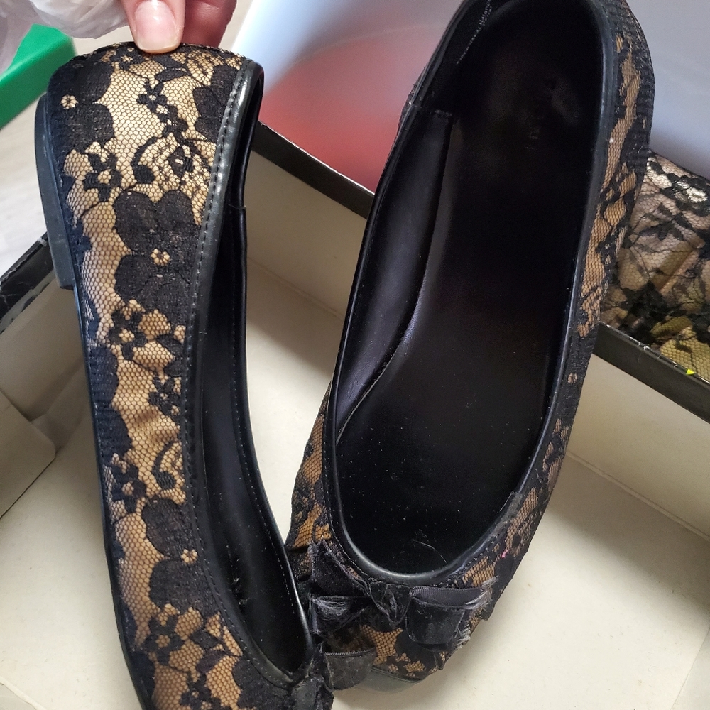 Flats and matching purse